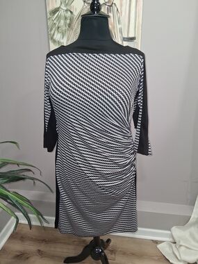 Shelby & Palmer Black and White Midi Ruched Boatneck Dress